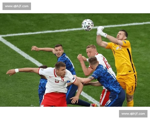 足球比分背后的战术博弈与赛场瞬间全解析走势数据与胜负关键洞察 足球比分背后的战术博弈与赛场瞬间全解析走势数据与胜负关键洞察